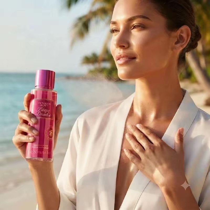Victoria’s Secret Pitaya Paradise is a lush, sweet fruity fragrance mist 250ml - Image 3